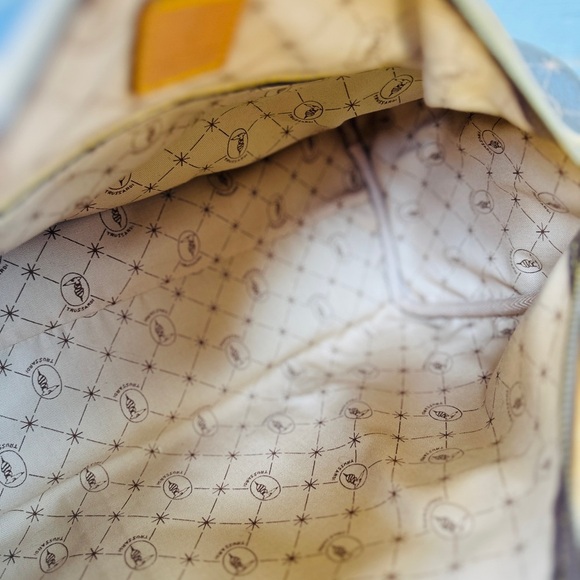 TRUSSARDI signature Nappa leather boston bag - Picture 14 of 14